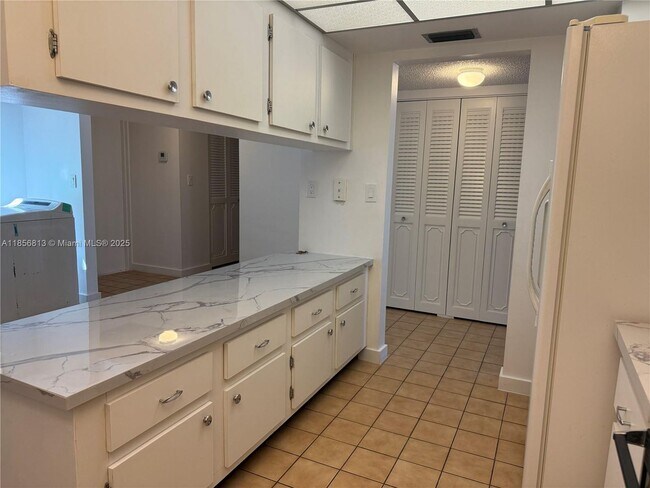 Photo - 20441 NE 30th Ave House