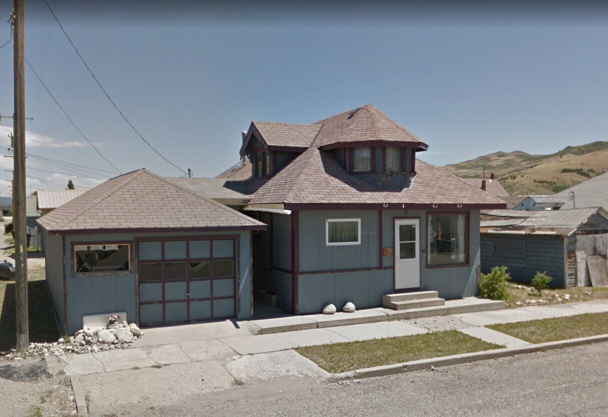 Primary Photo - 9 Chestnut St