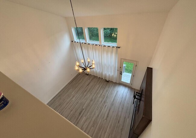 Foto del edificio - 12325 Greenwood Dr