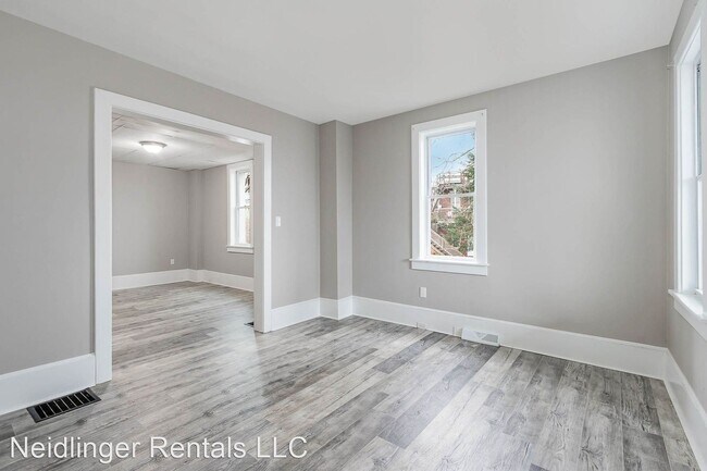 Foto del edificio - 2 br, 1 bath House - 4 N 3rd Street