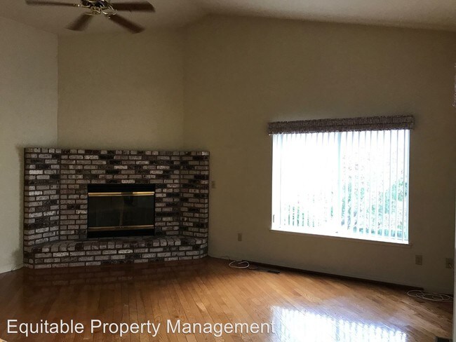 Foto del edificio - 3 br, 2 bath House - 12464 Oak Mist