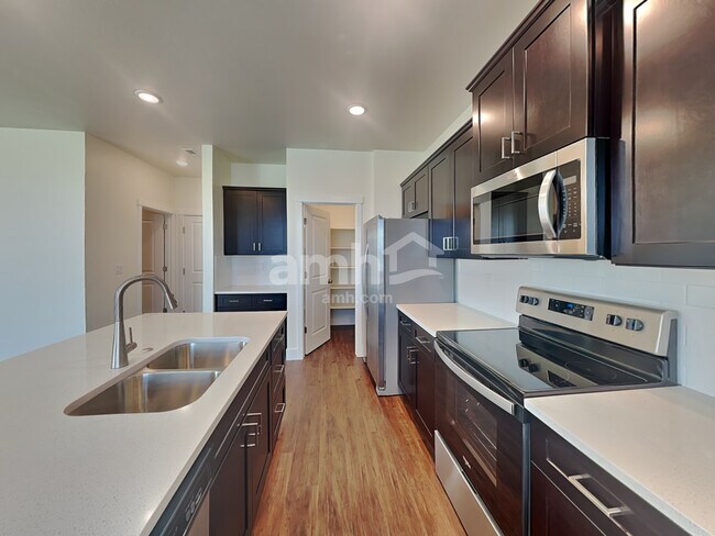 Foto del edificio - 9290 W Dove Creek St