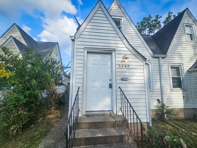 Foto del edificio - 3247-3247 Winthrop Ave