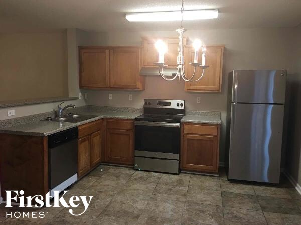 Foto del edificio - 4624 Sweet Whisper Ln