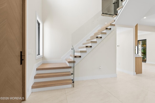 Building Photo - 150 Ampere Ave