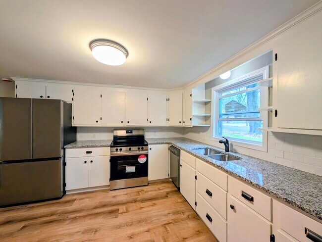 Foto del edificio - 2529 Main St