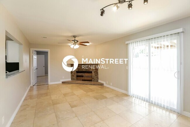 Foto del edificio - 4 Bedroom Pet-Friendly Home in Phoenix, AZ...