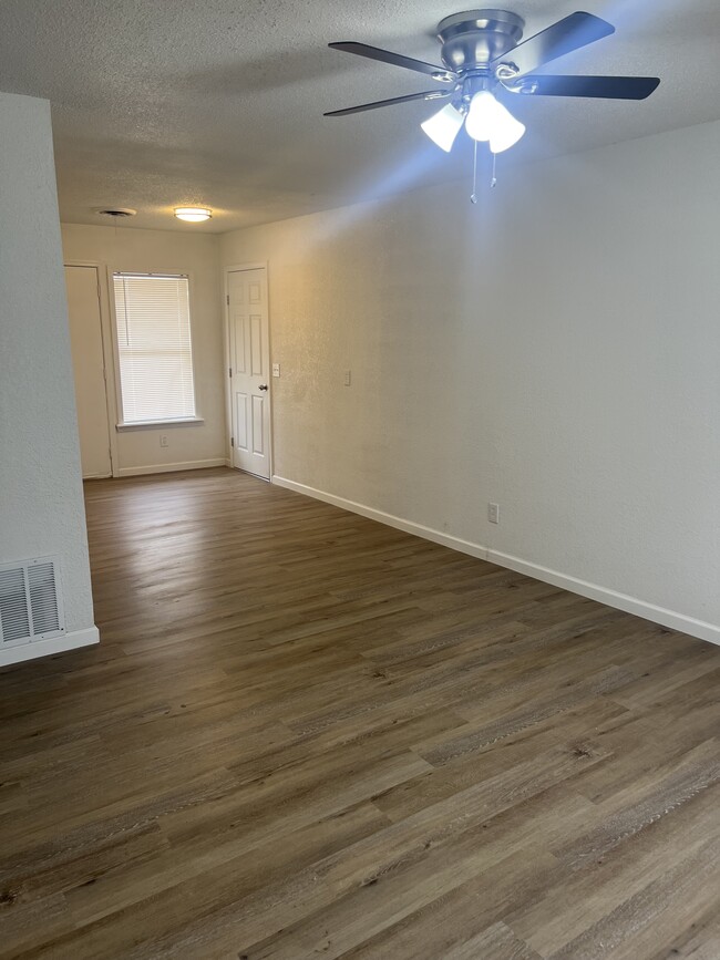 Building Photo - 2403 N Osage St