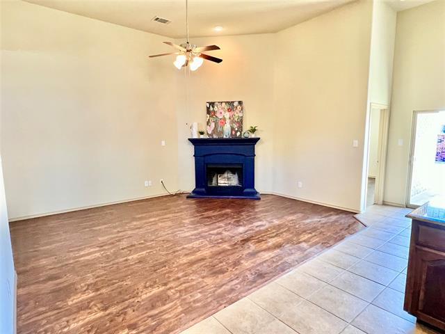 Building Photo - 3233 Buckthorn Ln