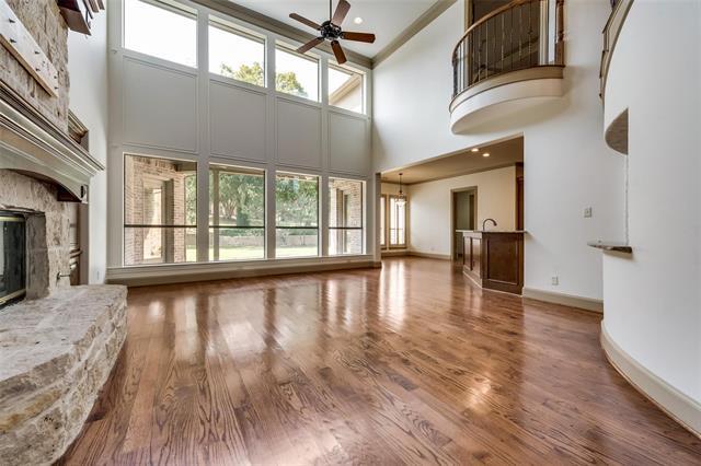 Building Photo - 2207 Kings Pass