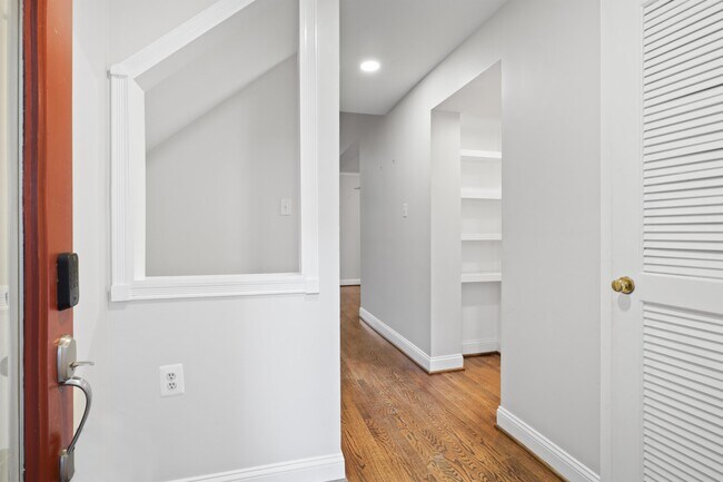 Building Photo - 1595 Inlet Ct