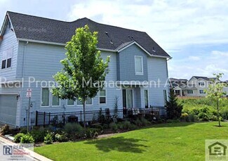 Building Photo - 7498 SE Monarch Ln