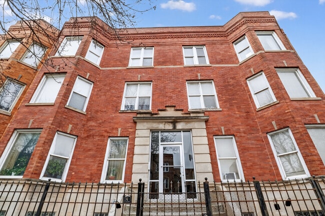 Foto del edificio - 4622 S Calumet Ave