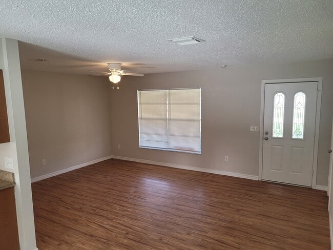 Building Photo - 1648 Urbana Ave