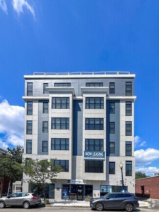 Building Photo - 734 Dudley St