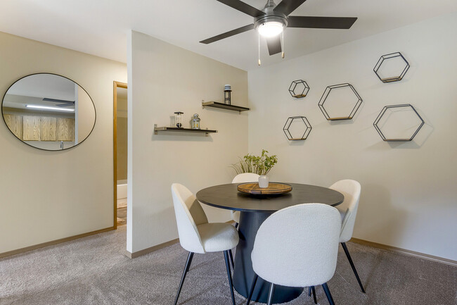 Dining Area - Alderwood Heights