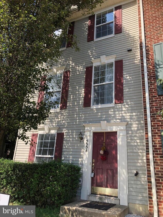 Primary Photo - 5558 Clifton Crest Way