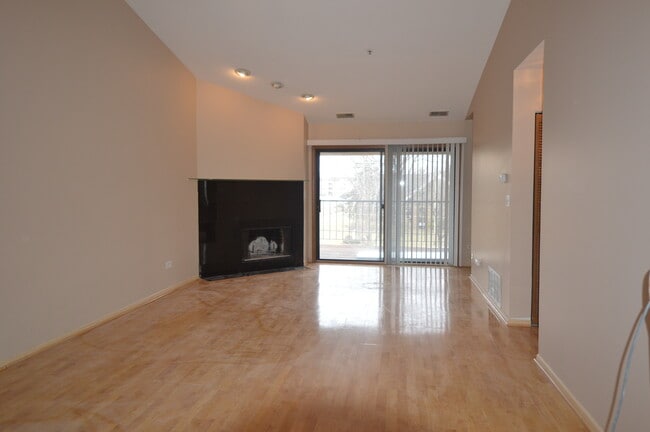 Building Photo - 611 Hapsfield Ln