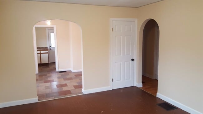 Foto del edificio - 113 Benton St