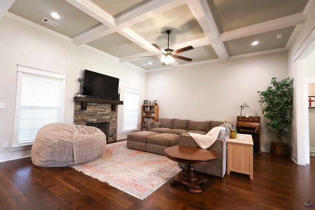 Building Photo - 410 Stonegate Trail