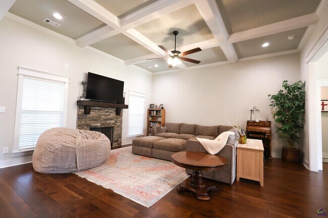 Foto del edificio - 410 Stonegate Trail