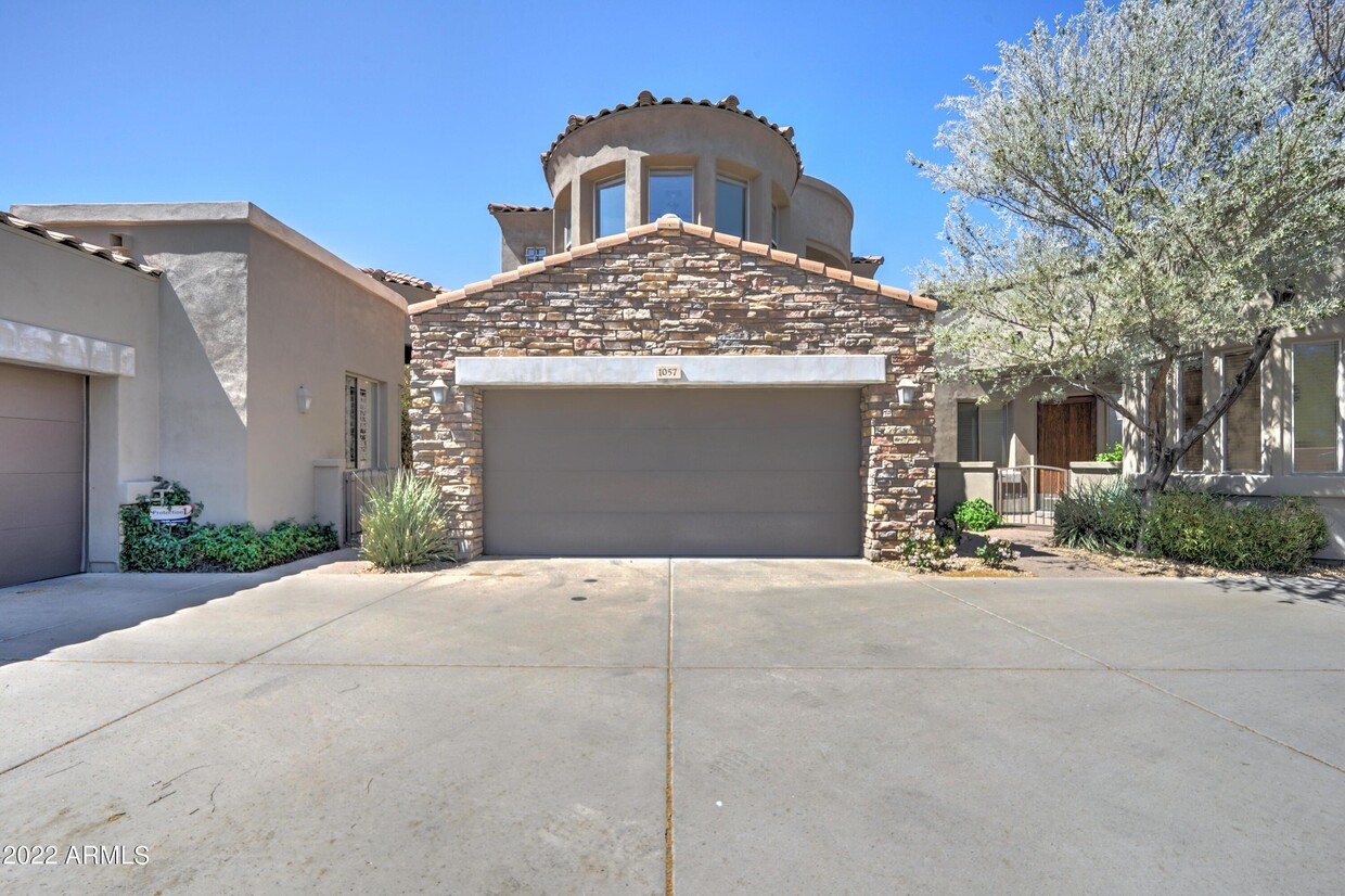 Foto principal - 19475 N Grayhawk Dr