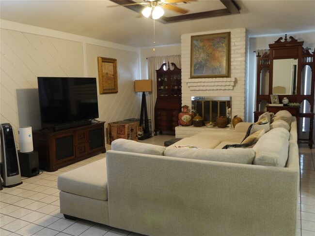 Foto del edificio - 11562 Willwood Dr