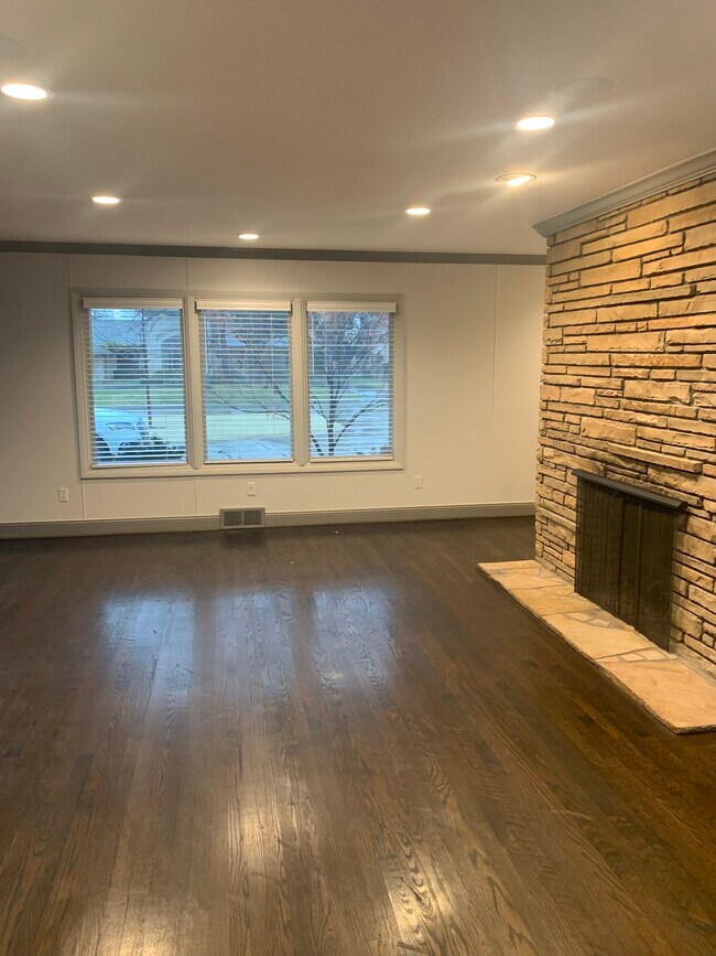 Foto del edificio - 1720 Dorchester Pl