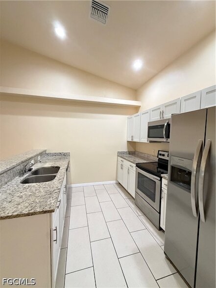 Foto del edificio - 1622 SW 33rd St