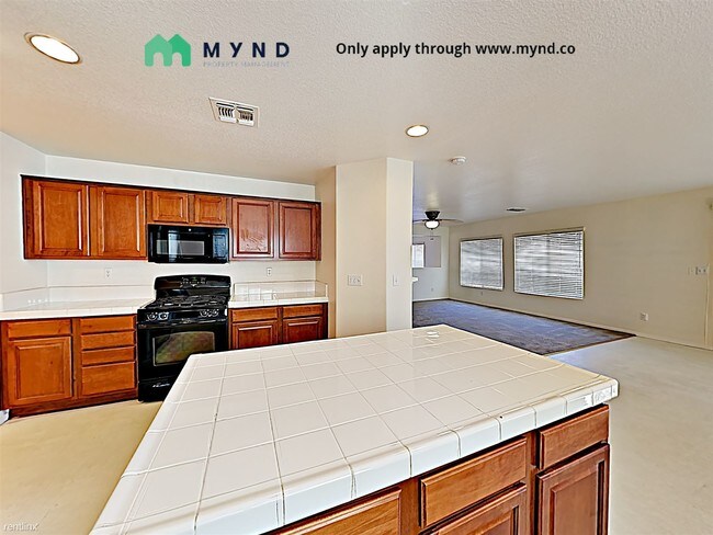 Building Photo - 4 br, 2.5 bath House - 10169 Jenny Lynn Way