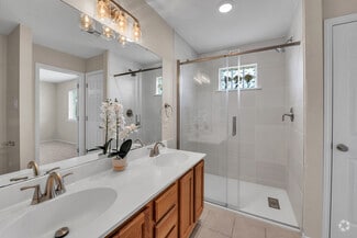 Building Photo - 5421 Teal Dr