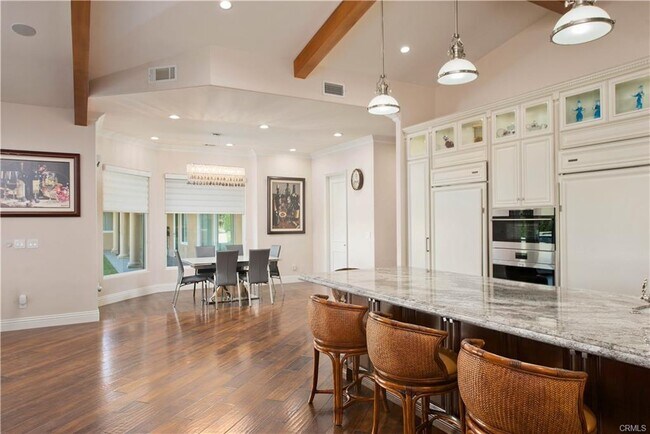 Building Photo - 27048 Triumph Ave