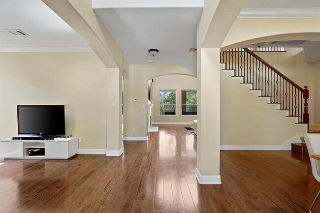 Foto del edificio - 3904 Avery Woods Ln