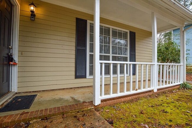 Foto del edificio - Easy Commute to the University or Uptown Charlotte COMING SOON!!!