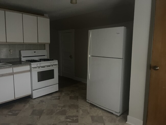 Foto del edificio - 85 Maplewood Ave