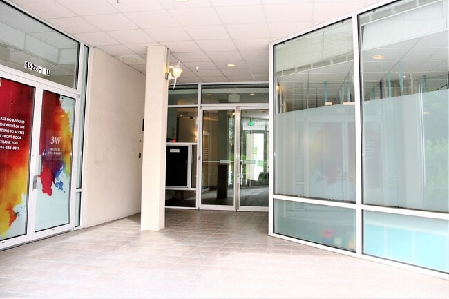 Entrance - Parking Lot - 4528 8th Ave NE