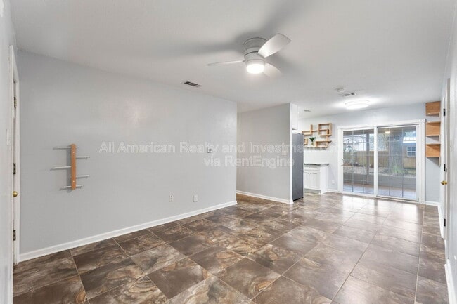 Building Photo - 419 Marlowe Dr