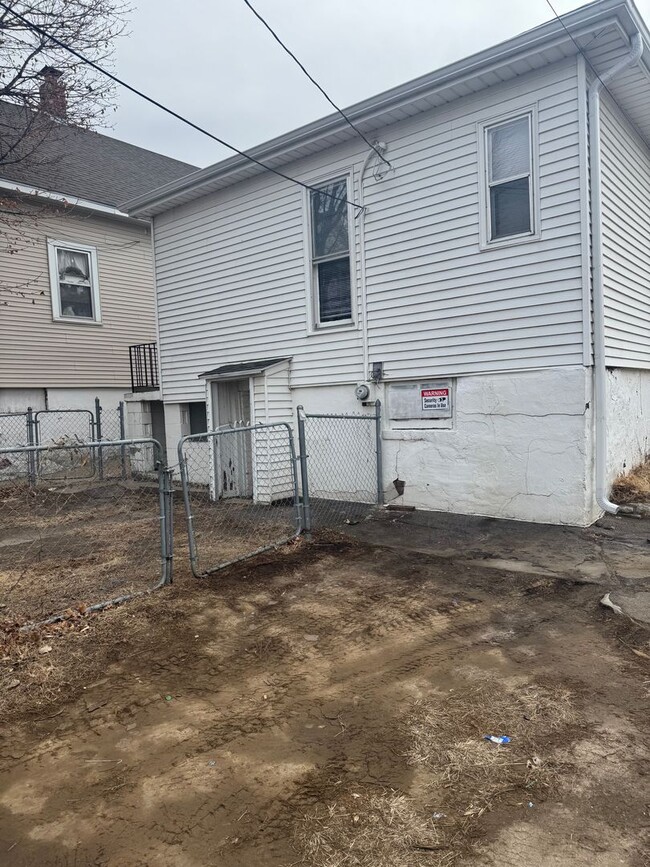 Foto del edificio - 2- Bedroom Home Near Omaha's Henry Doorly Zoo