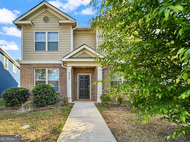 Building Photo - 230 Daisy Cir