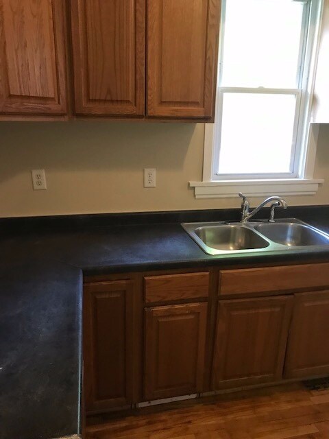 Foto del edificio - Beautiful 4 bedroom plus Den Home in Minneapolis!