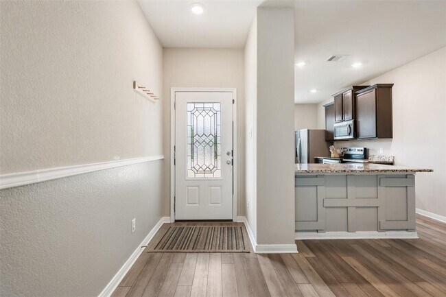 Foto del edificio - 817 Liberty Meadows Dr