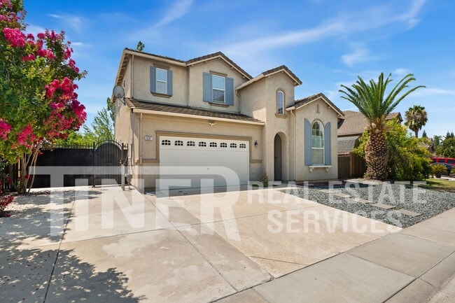 Building Photo - 8287 Lauffer Way