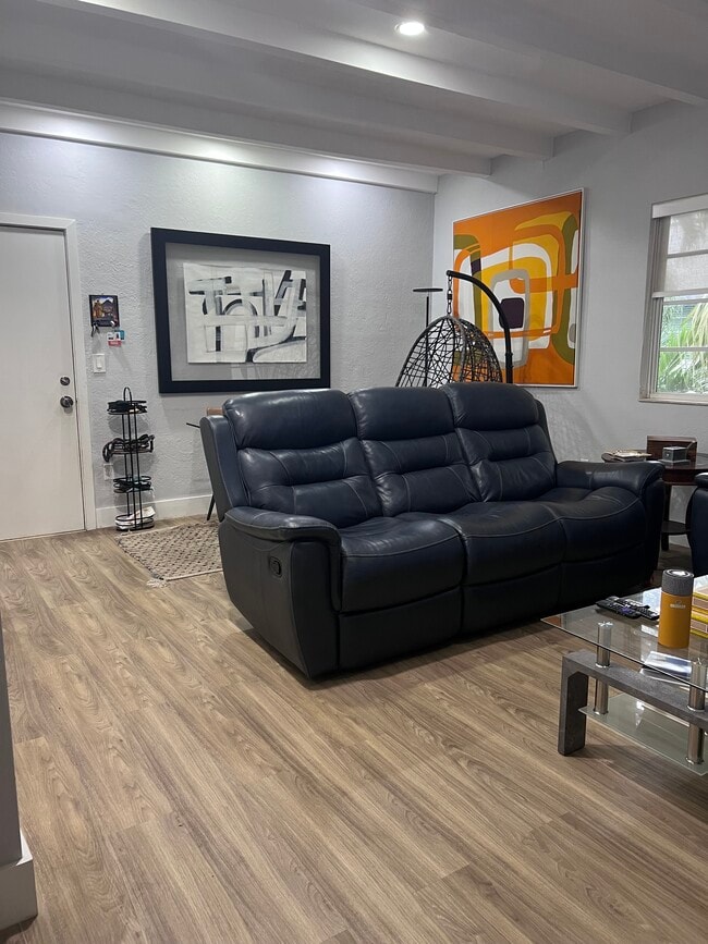 Foto del edificio - 3915 N Meridian Ave