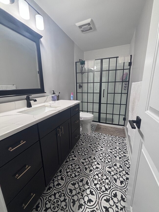 Building Photo - 2563B Pheasant Run