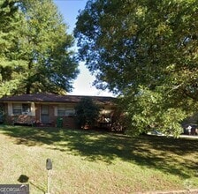Building Photo - 1494 Janmar Dr