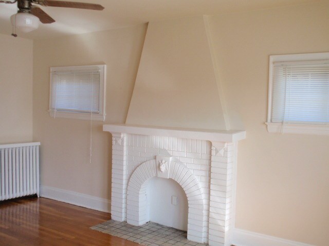 living room - 12491 Cedar Rd