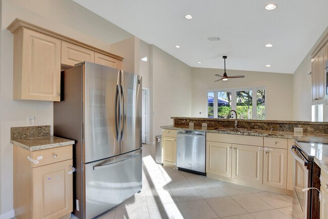 Building Photo - 4893 NW 59th Ct