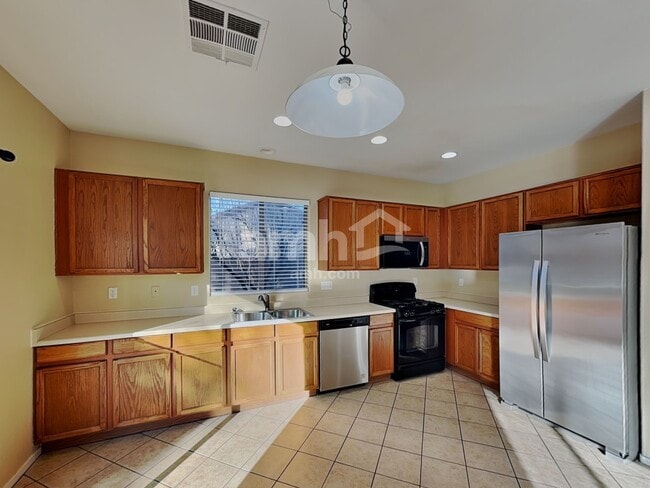 Foto del edificio - 3469 Chelsea Grove St