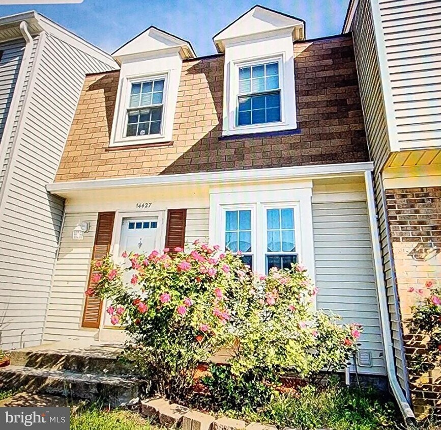 Foto principal - 14427 Four Chimney Dr