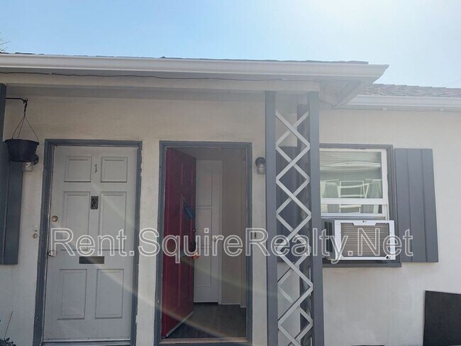 Building Photo - 901 N San Gabriel Ave